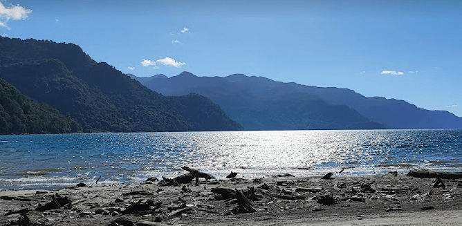 Puerto Montt — costa y lluvia