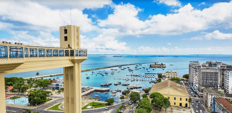 Salvador — música, orla e centro histórico