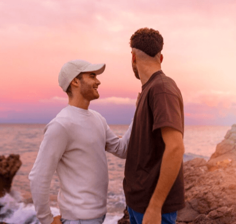 شهادة مستخدم سعودي — فتى مثلي